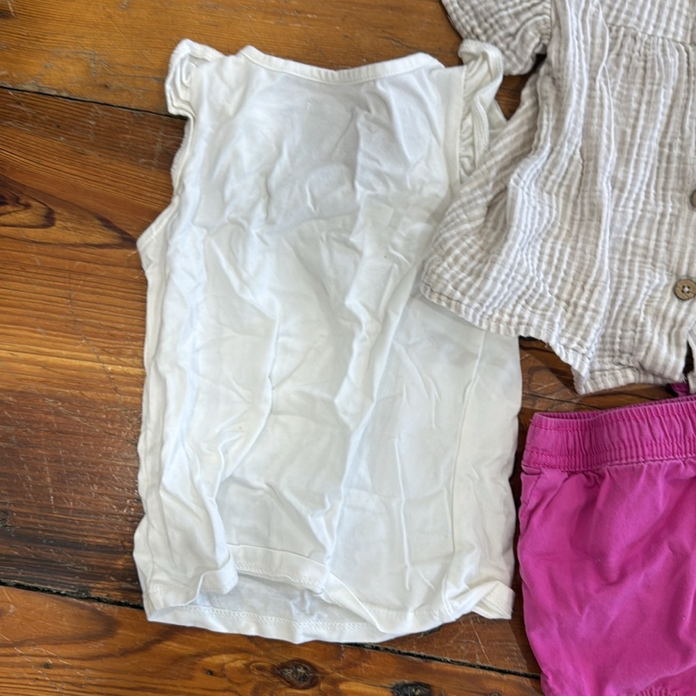 2T toddler girl bundle of clothes Sumer boho encanto dress size 2T - Picture 6 of 8
